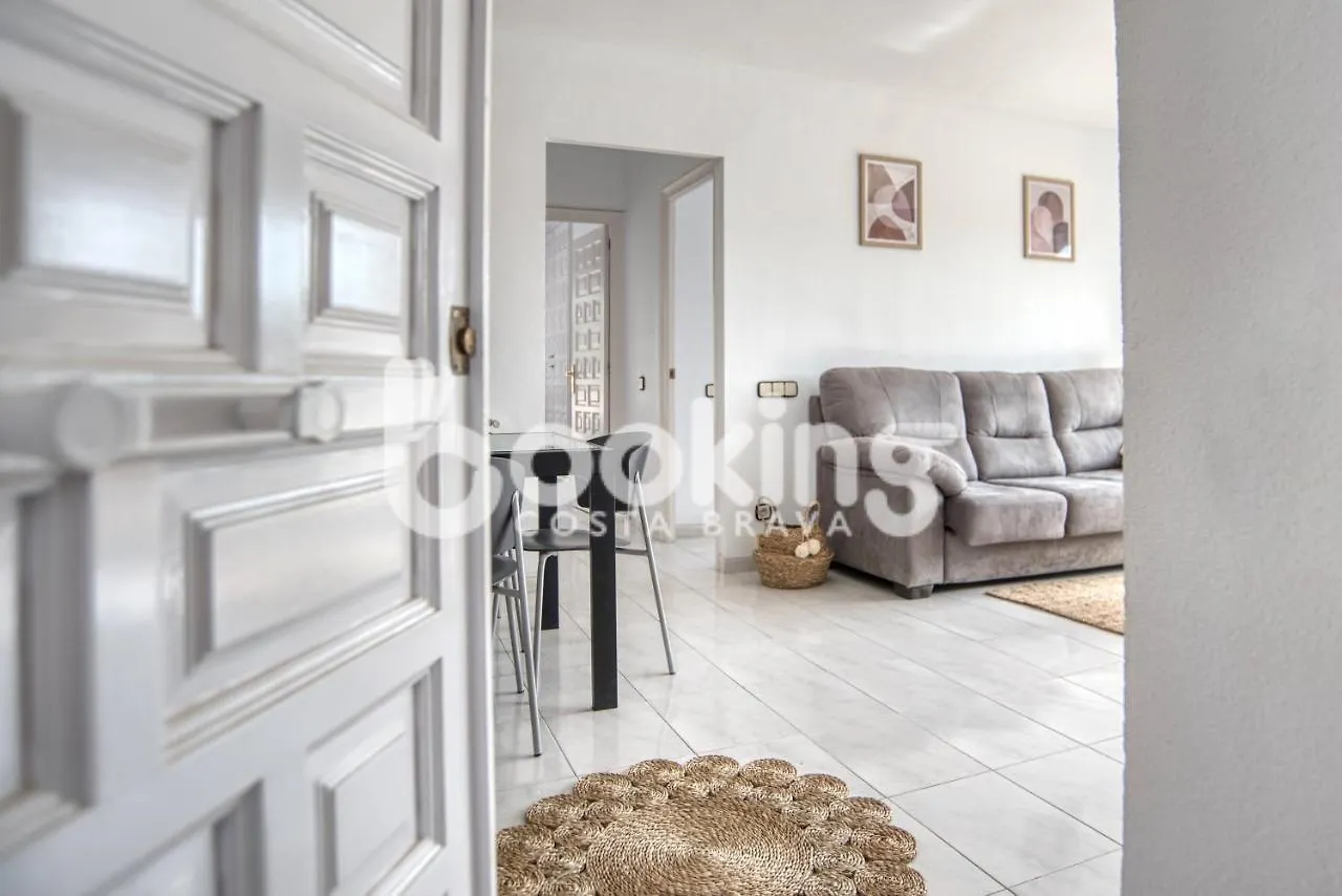 Apartment Blanco Apartament Per 6 Persones A 5 Minuts De La Platja Gran Platja d'Aro