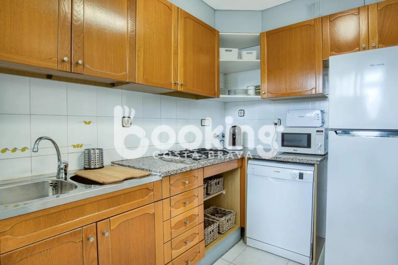 Blanco Apartament Per 6 Persones A 5 Minuts De La Platja Gran Castell-Platja d’Aro Apartment
